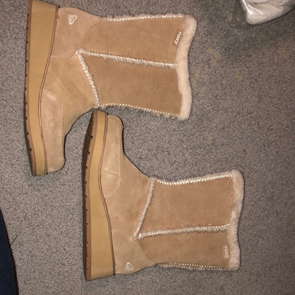 Roxy boots